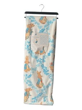 NEW Beatrix Potter Peter Rabbit Plush Oversized Throw Blanket Soft Easter Bunny